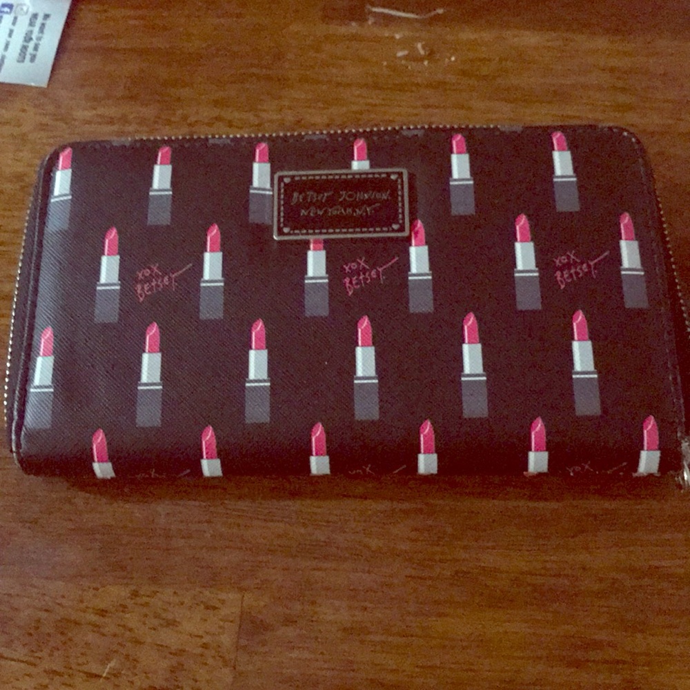 Betsey Johnson wallet